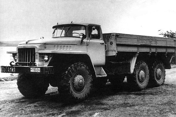 УралЗИС-НАМИ-375
